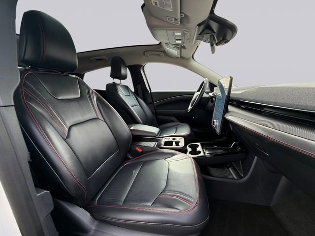 Certified 2025 Ford Mustang Mach-E Premium w/ Sport Appearance Package AWD/4WD image 17