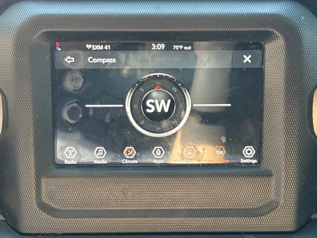 Used 2022 Jeep Wrangler Willys image 22