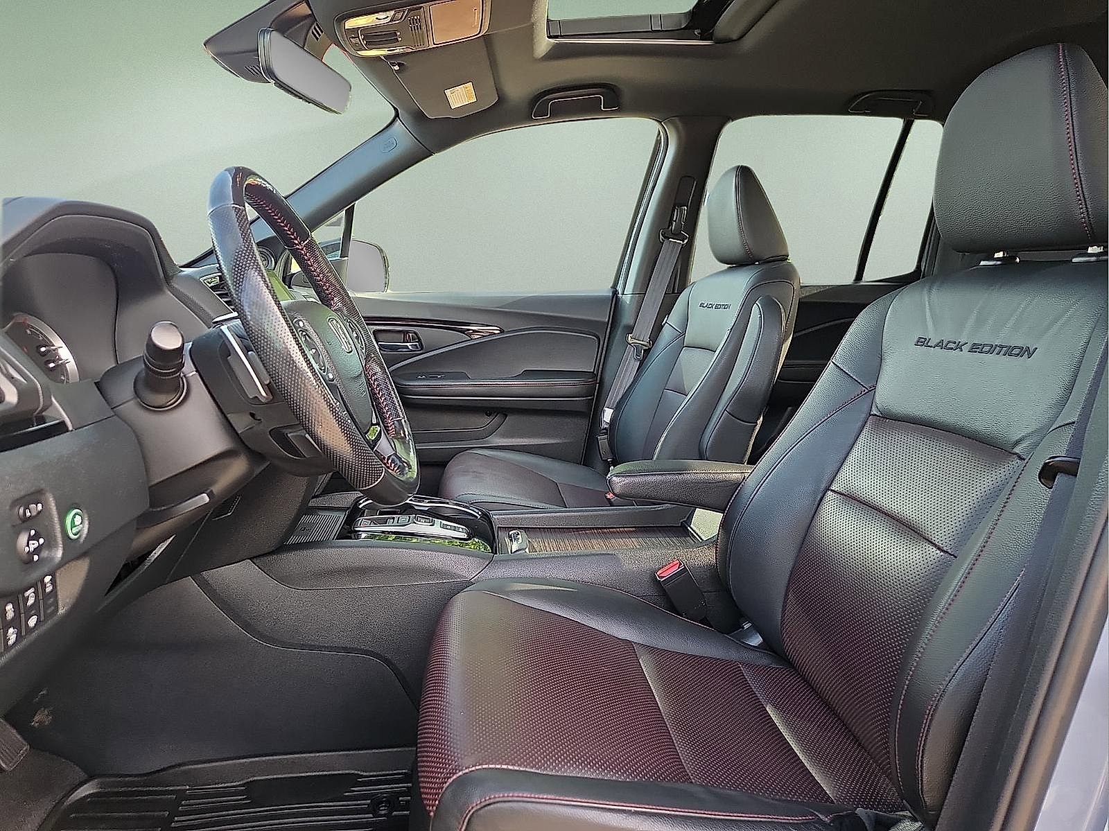 Used 2023 Honda Ridgeline Black Edition image 14