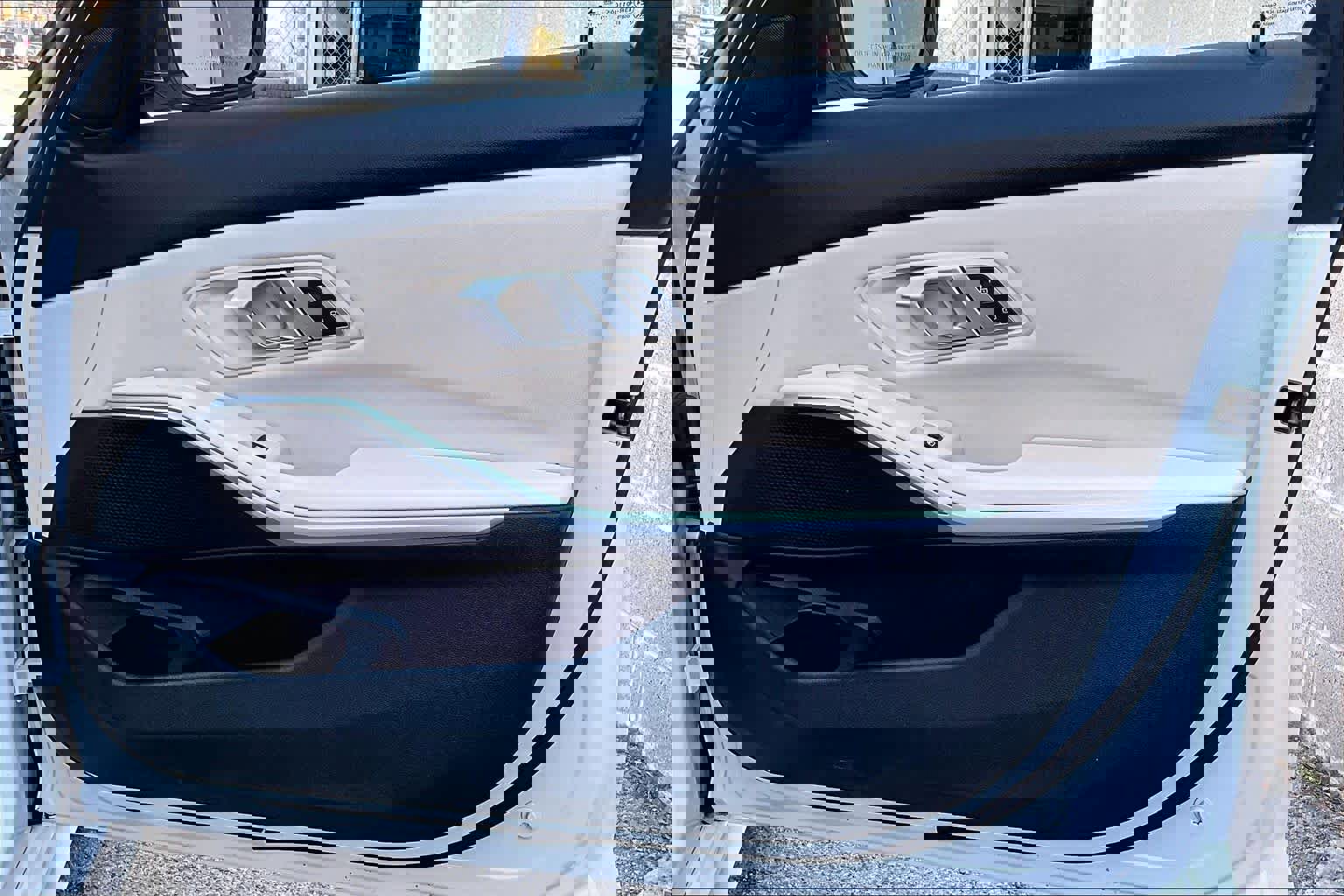 Used 2019 BMW 330i xDrive Sedan w/ Driving Assistance Package image 24