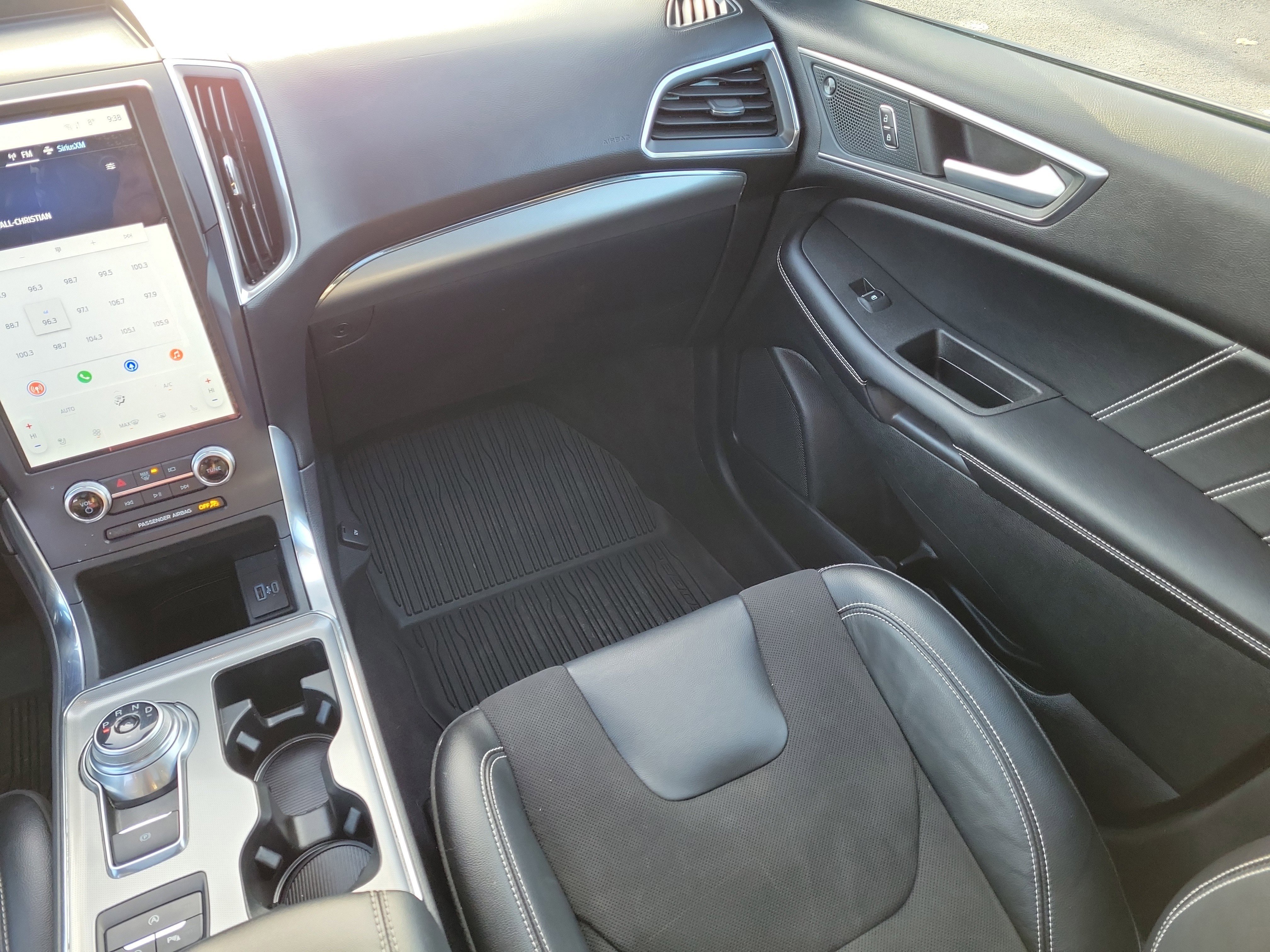 Certified 2024 Ford Edge ST w/ Equipment Group 401A image 14