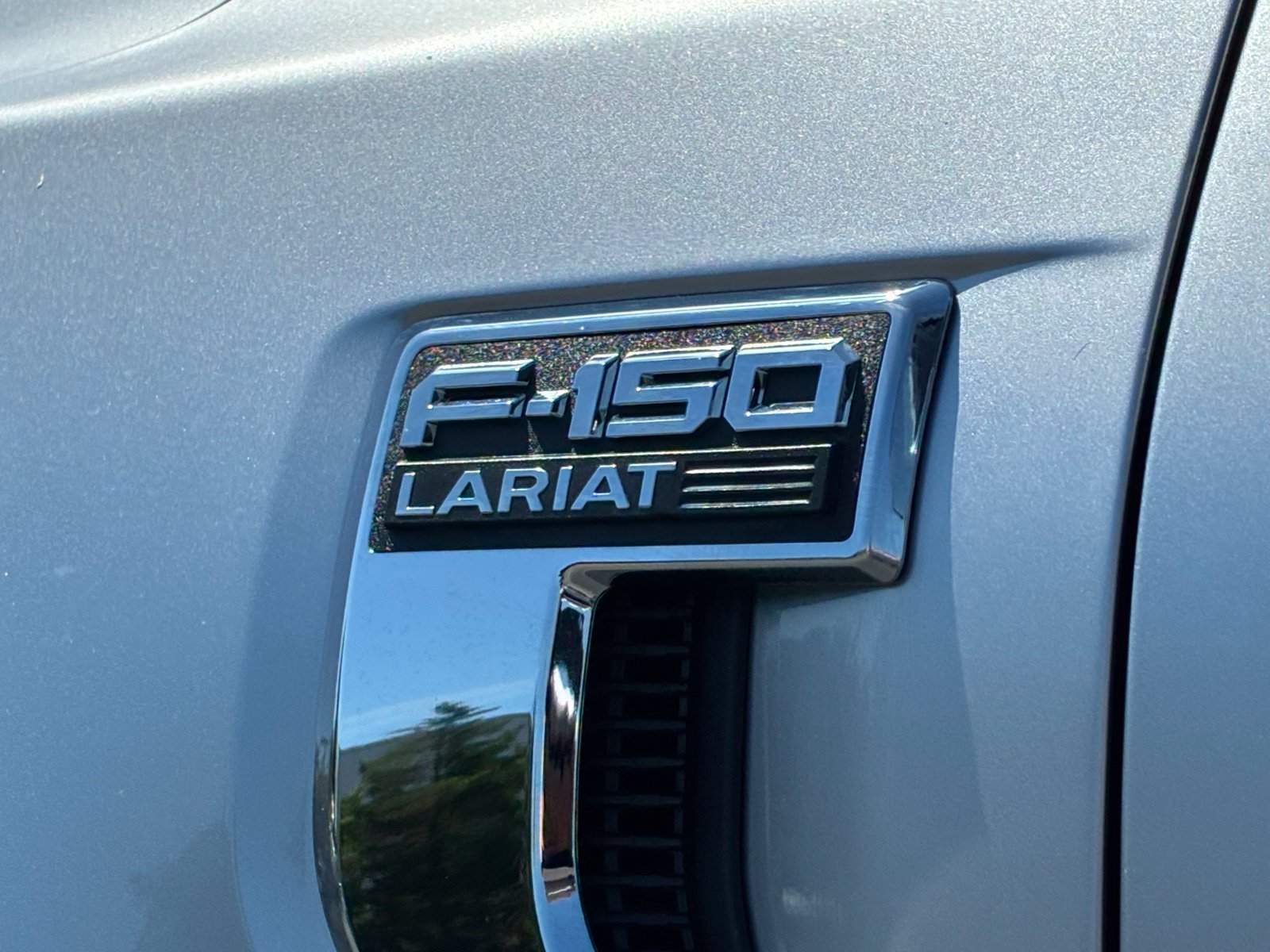 Certified 2023 Ford F150 Lariat w/ Trailer Tow Package AWD/4WD image 9