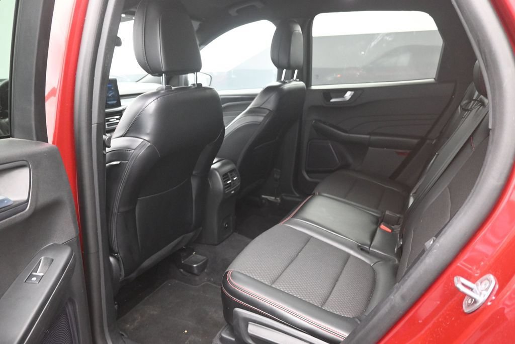 Certified 2024 Ford Escape ST-Line w/ Tech Pack #1 FWD image 2