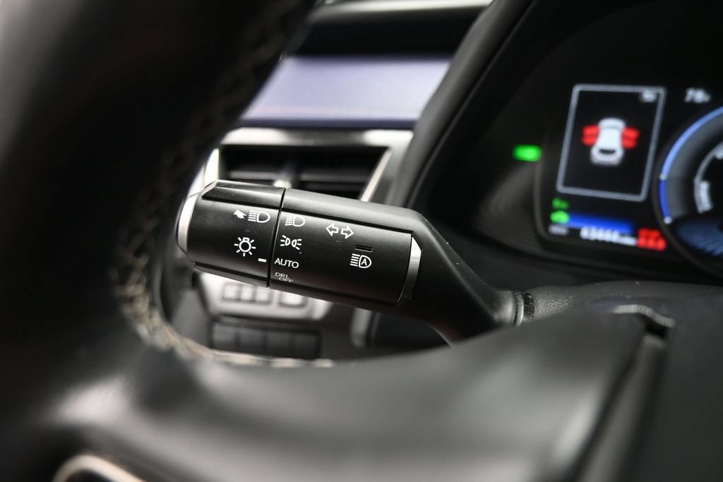Used 2020 Lexus UX 250h w/ Premium Package AWD/4WD image 12