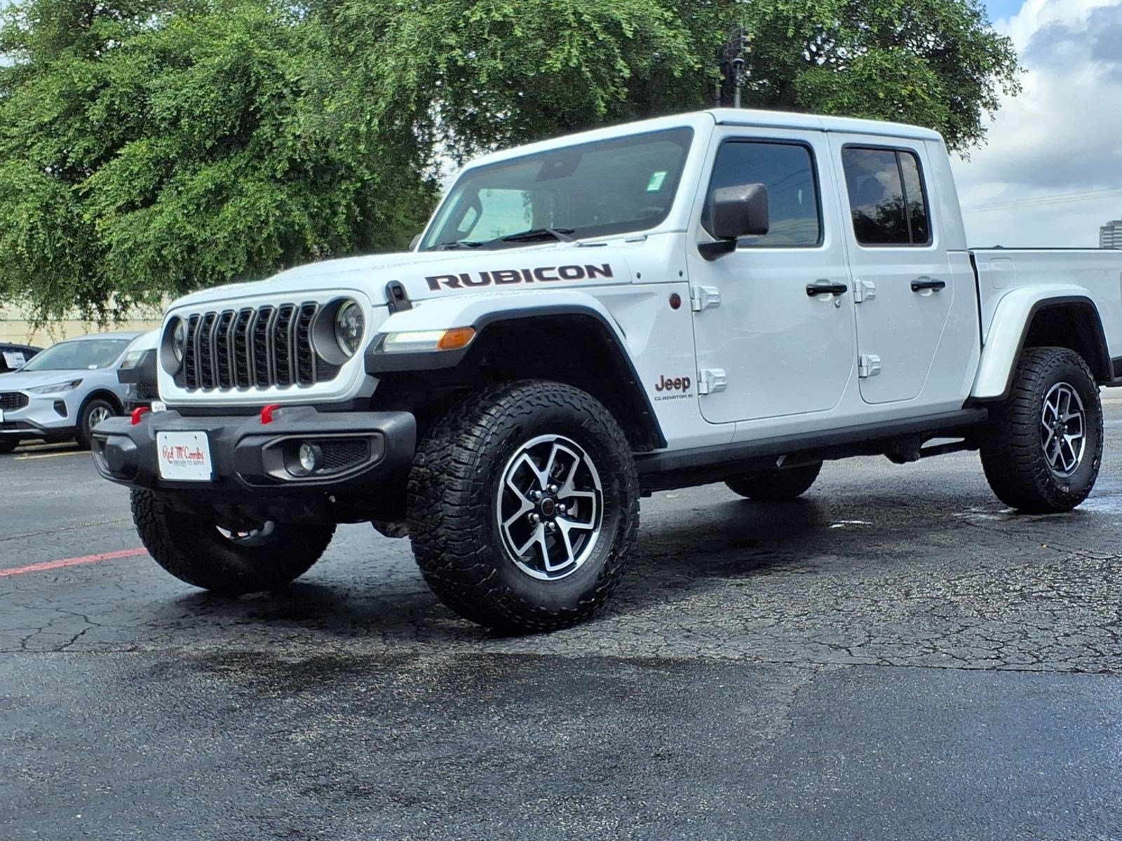 Used 2025 Jeep Gladiator Rubicon AWD/4WD image 1