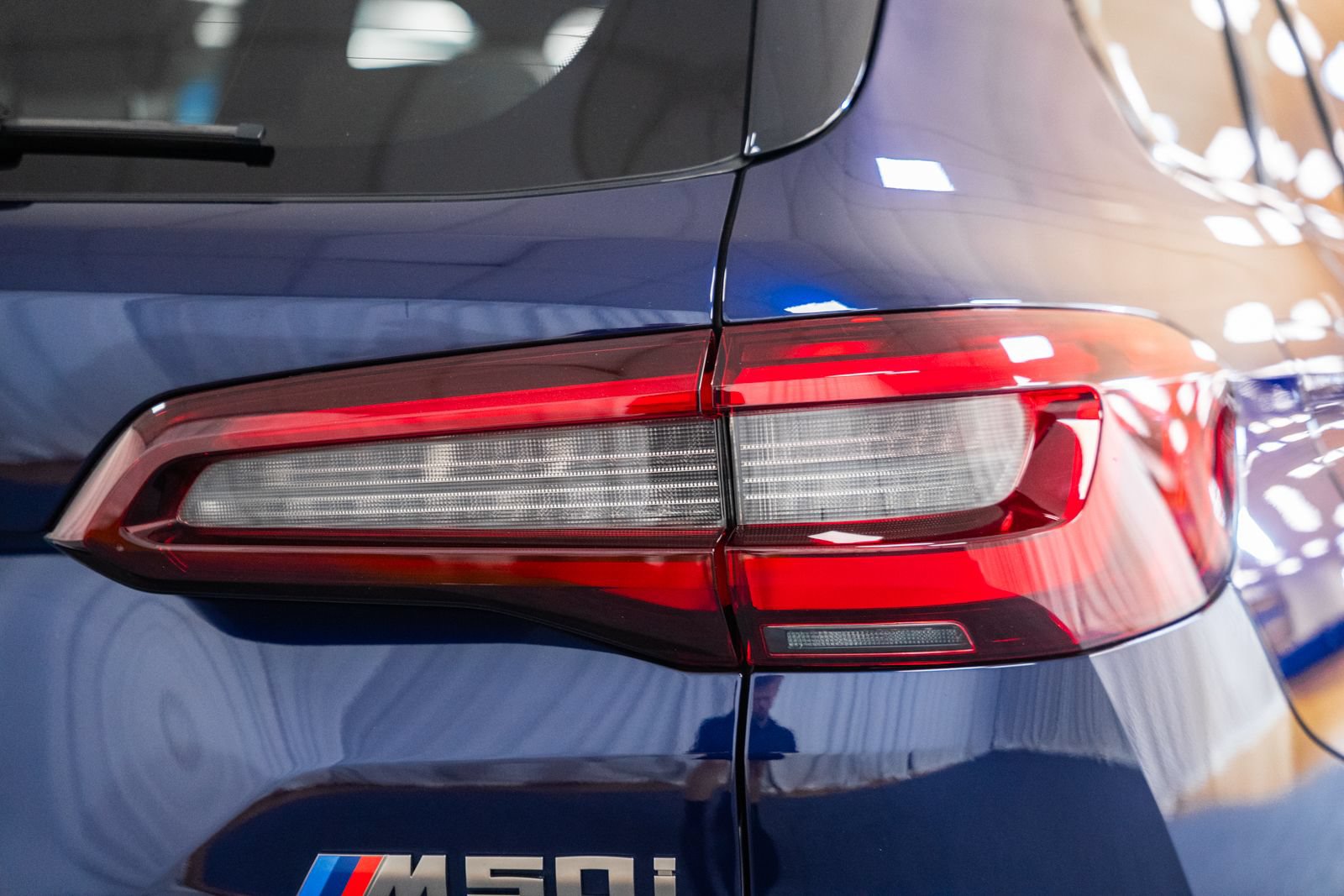 Used 2022 BMW X5 M50i w/ Premium Package AWD/4WD image 6