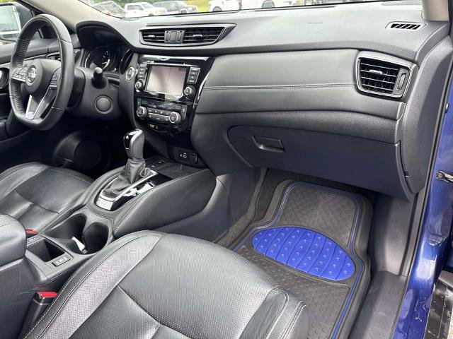 Used 2020 Nissan Rogue SL FWD image 12