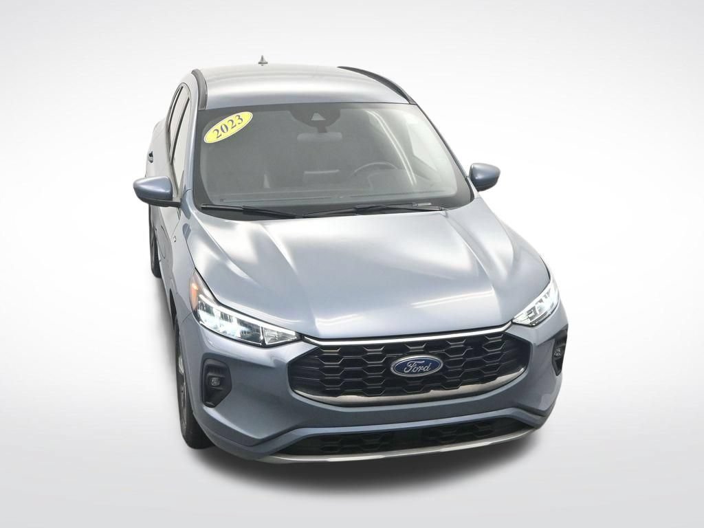 Certified 2023 Ford Escape ST-Line Select AWD/4WD image 37
