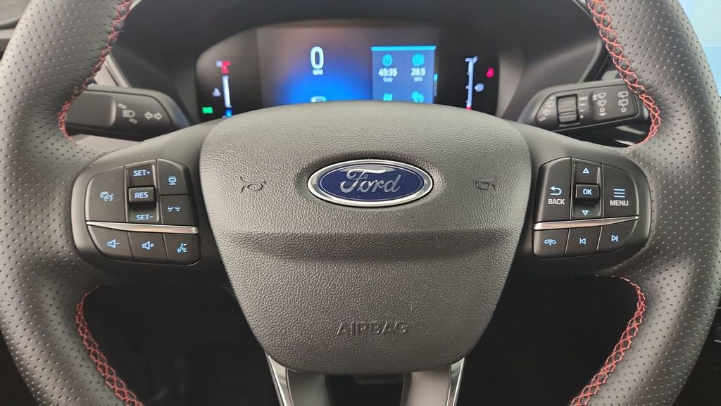 Certified 2024 Ford Escape ST-Line w/ Tech Pack #1 AWD/4WD image 13