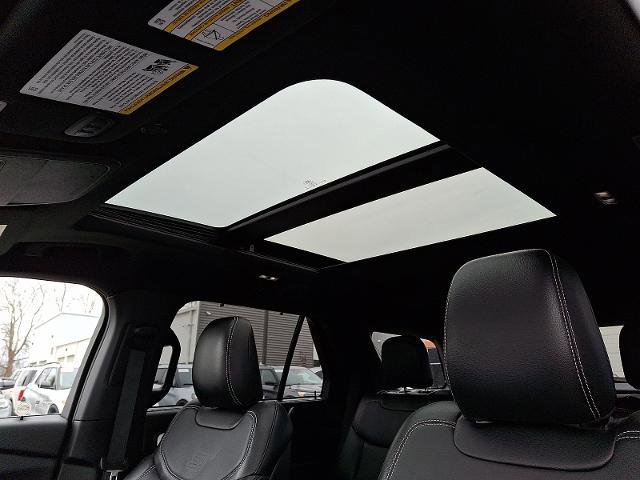 Certified 2020 Ford Explorer ST w/ Premium Technology Package image 15