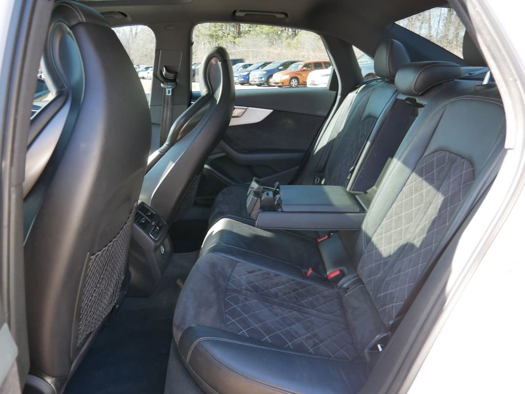Used 2018 Audi S4 Prestige w/ Prestige Package image 11