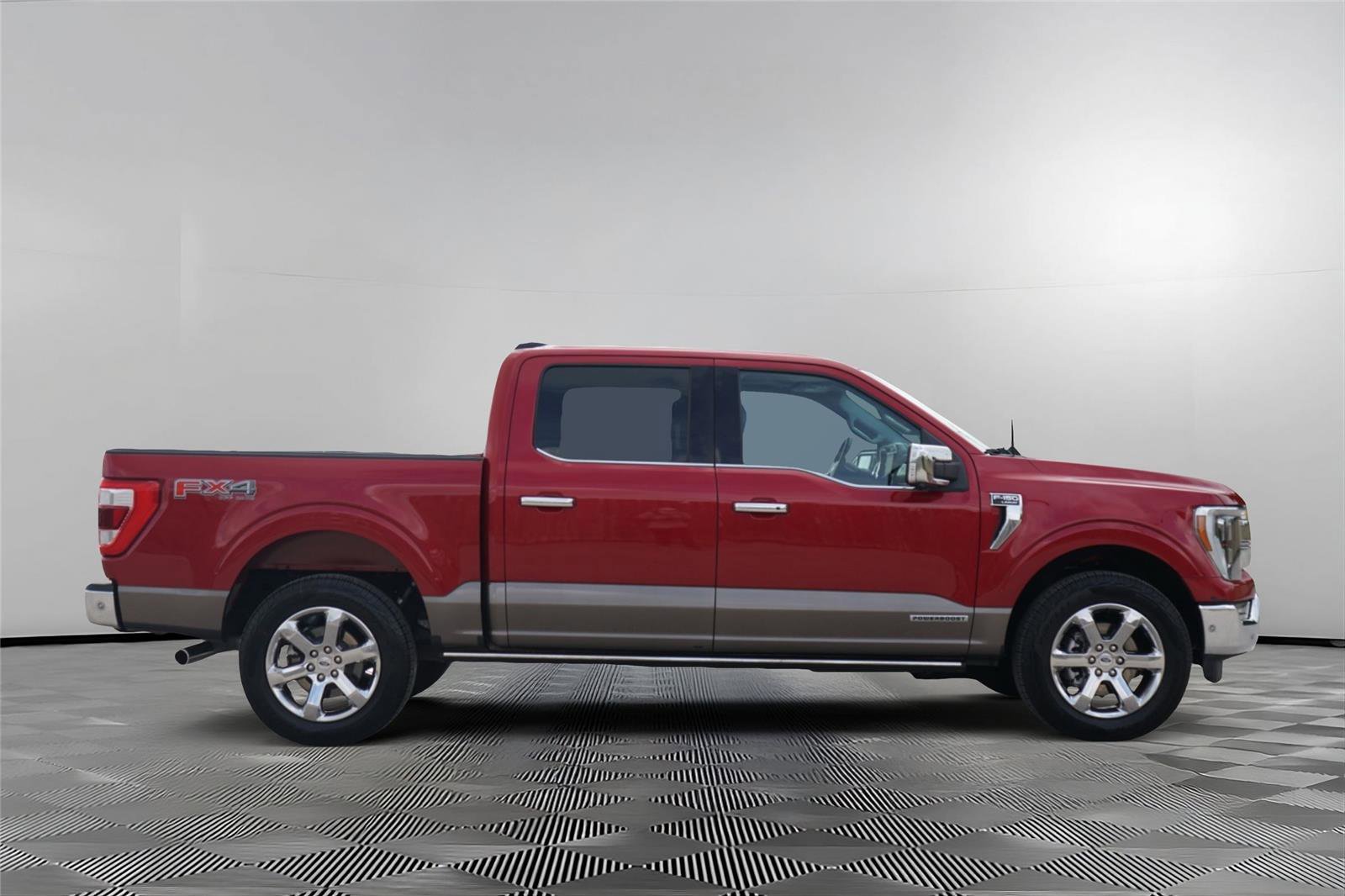 Certified 2022 Ford F150 Lariat w/ Equipment Group 502A High AWD/4WD image 4