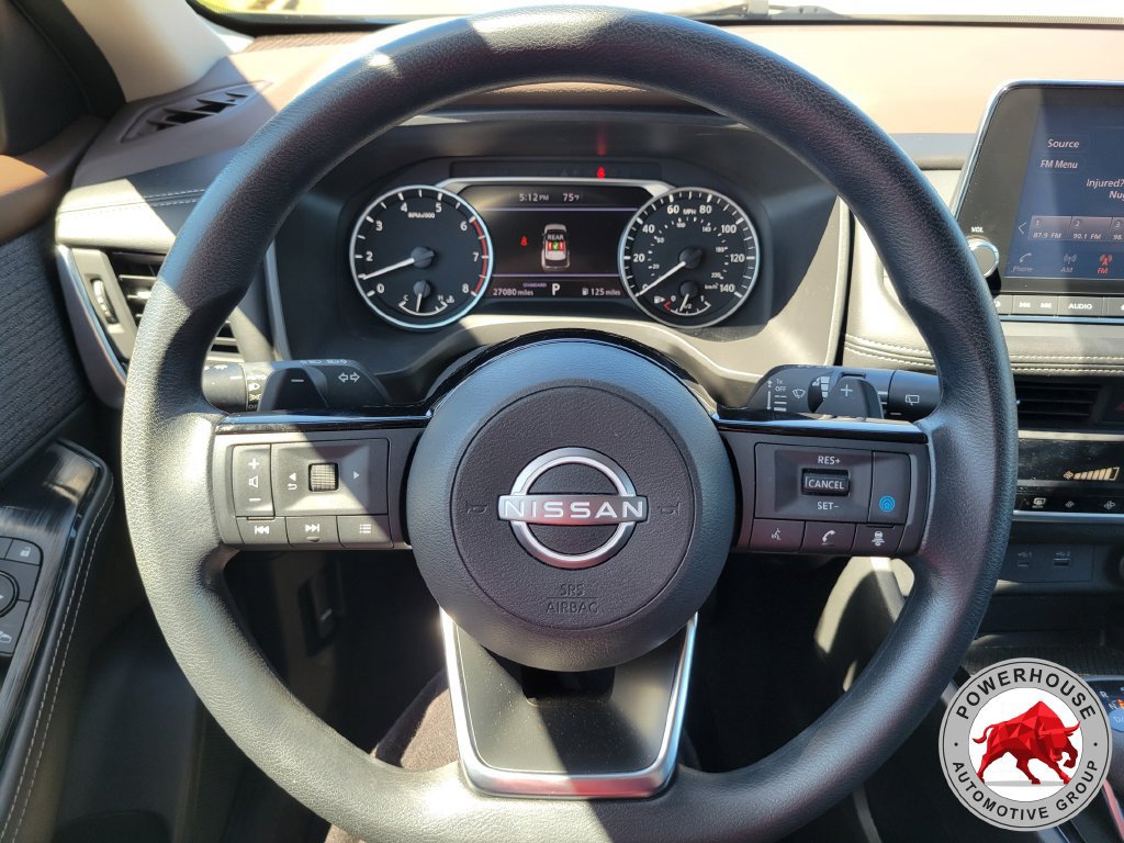 Used 2023 Nissan Rogue SV FWD image 32
