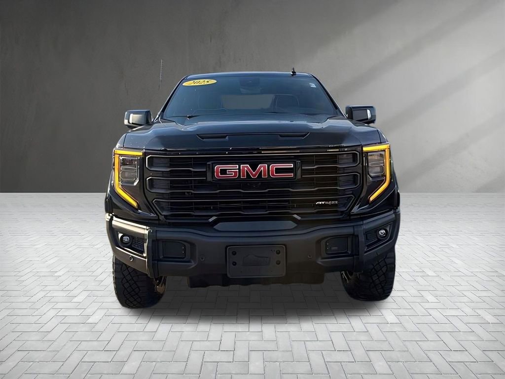 Used 2025 GMC Sierra 1500 AT4X image 2