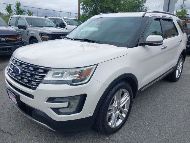 Certified 2017 Ford Explorer Limited w/ Equipment Group 301A FWD image 4