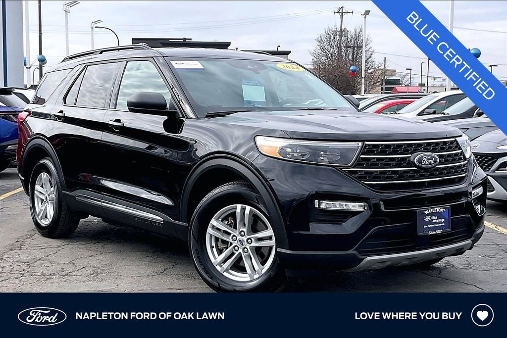 Certified 2024 Ford Explorer XLT w/ Equipment Group 202A image 1