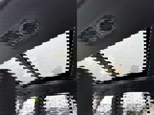 Certified 2023 Ford Explorer XLT w/ Equipment Group 202A image 8