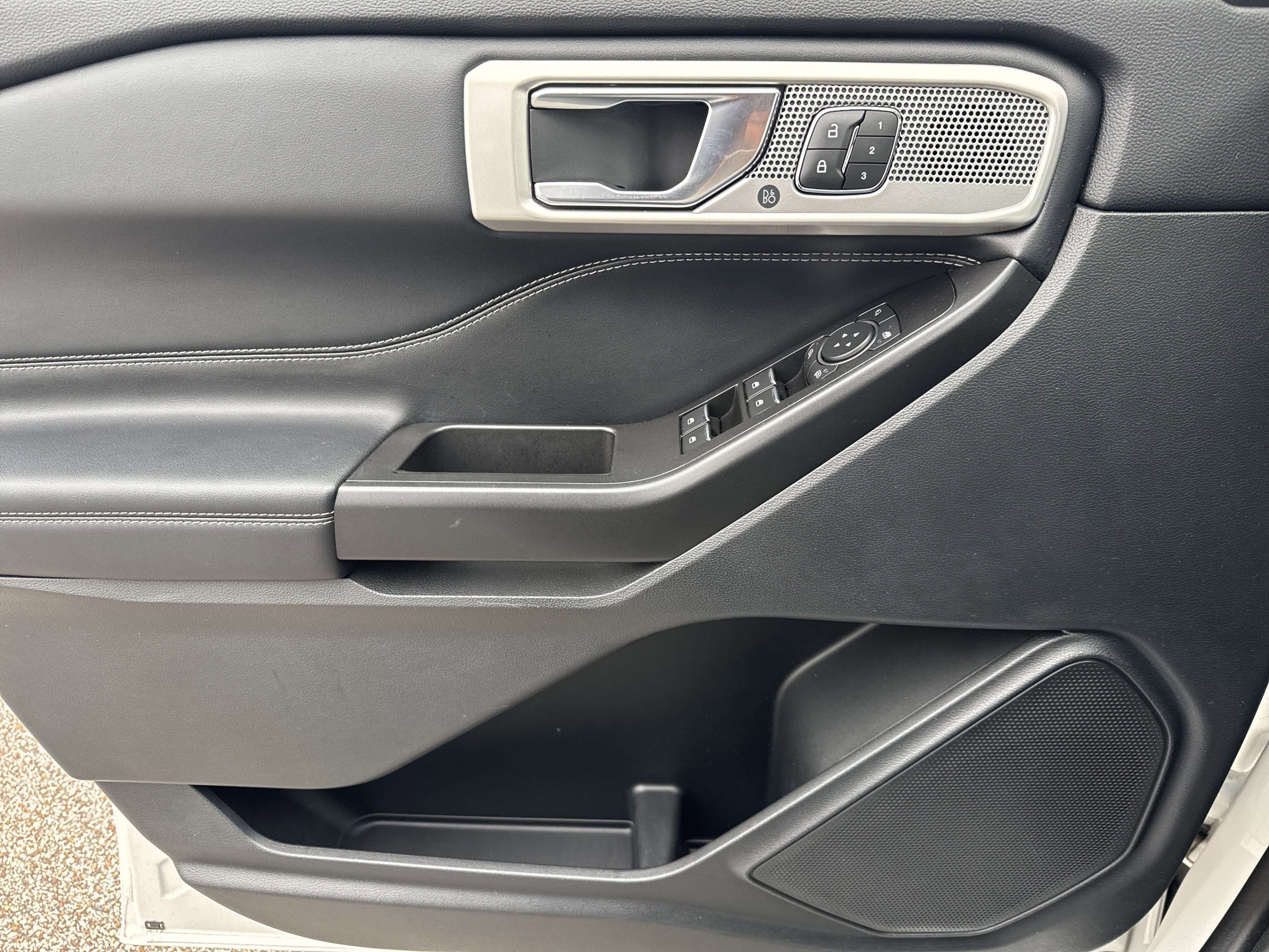 Certified 2020 Ford Explorer Limited image 15