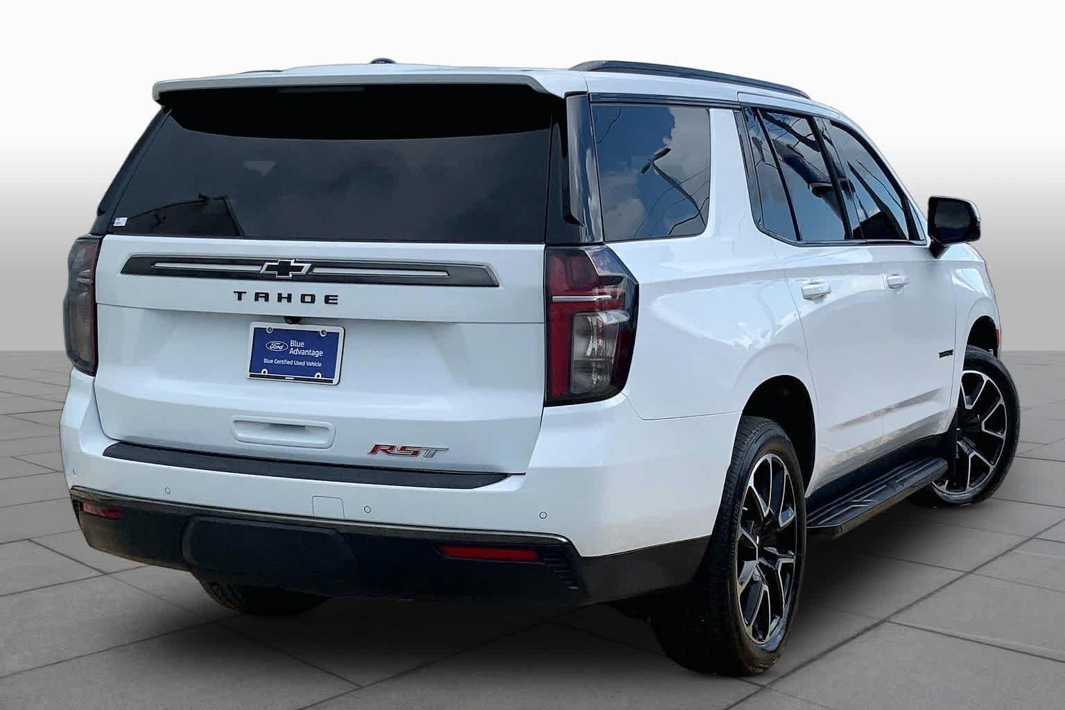 Used 2022 Chevrolet Tahoe RST w/ Luxury Package RWD image 13