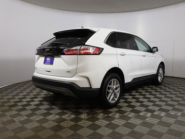 Certified 2024 Ford Edge SEL w/ Convenience Package image 4