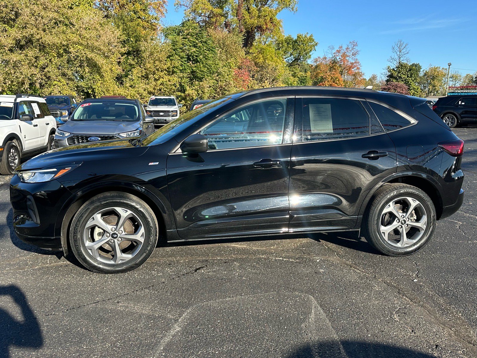 Certified 2023 Ford Escape ST-Line w/ Tech Pack #1 AWD/4WD image 4