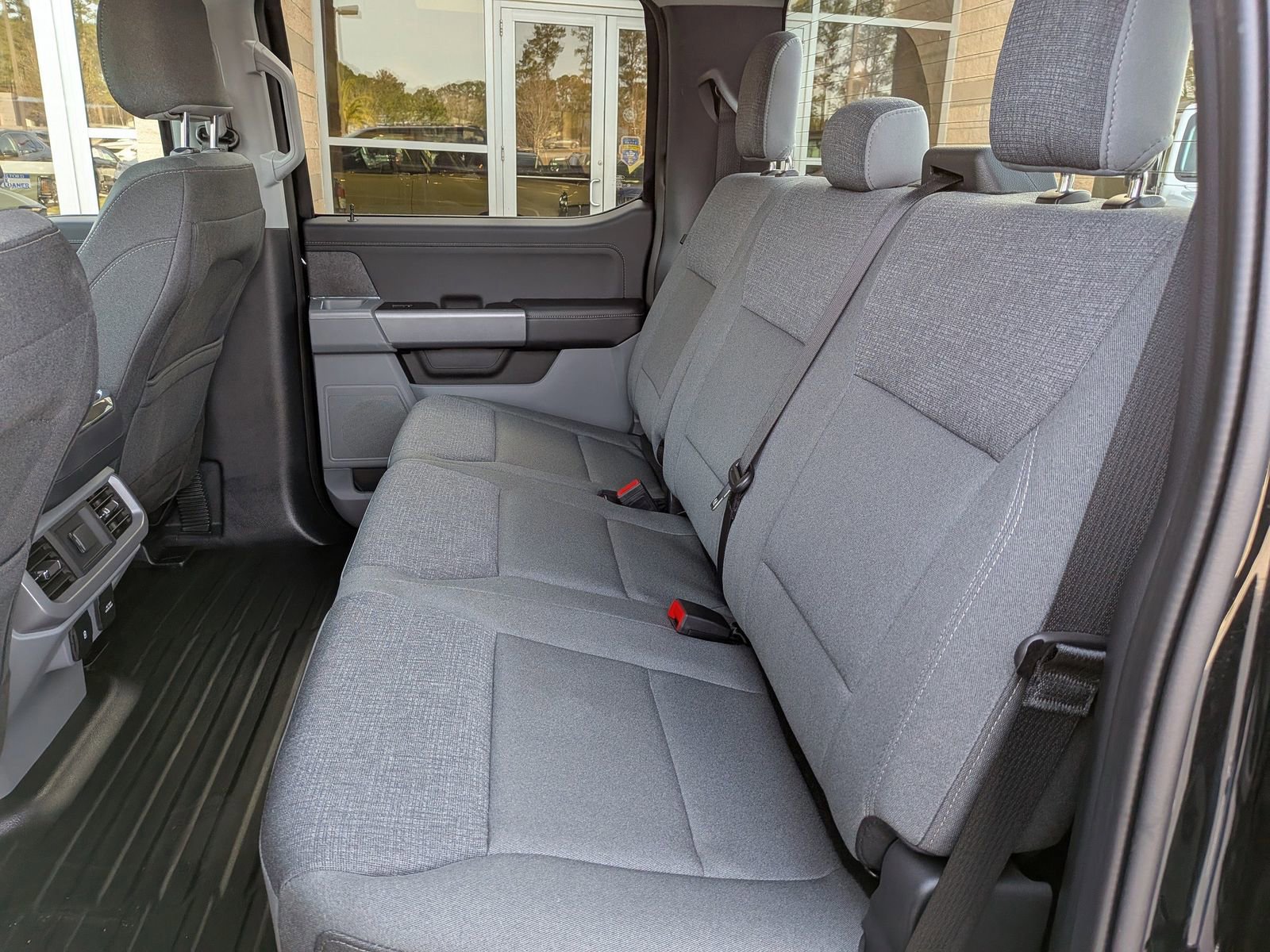 Certified 2024 Ford F150 XLT w/ FX4 Off-Road Package image 15