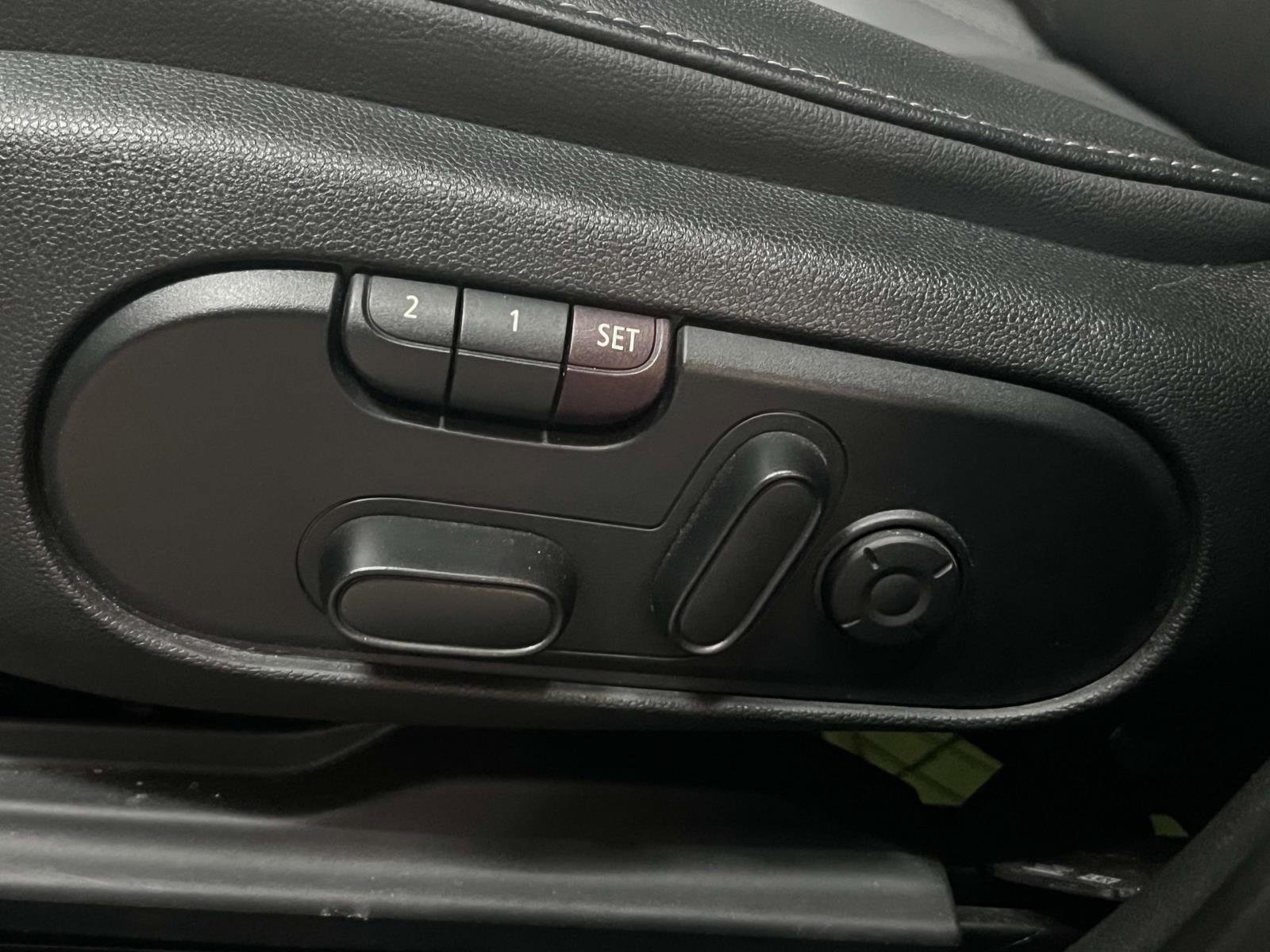 Used 2020 MINI Cooper Countryman S w/ Premium Package image 18