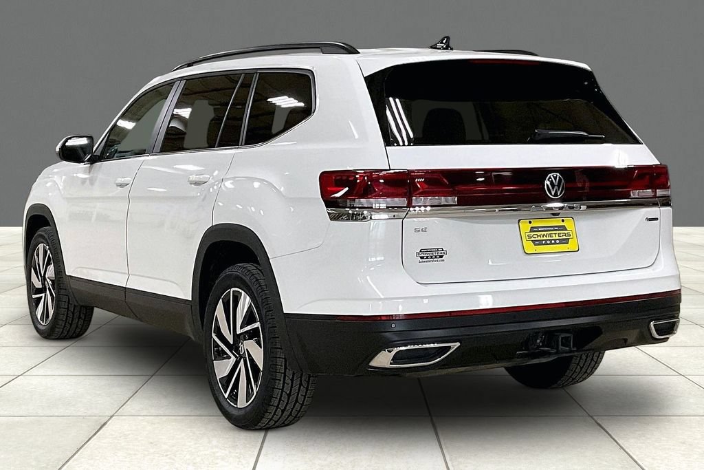 Used 2025 Volkswagen Atlas SE AWD/4WD image 11