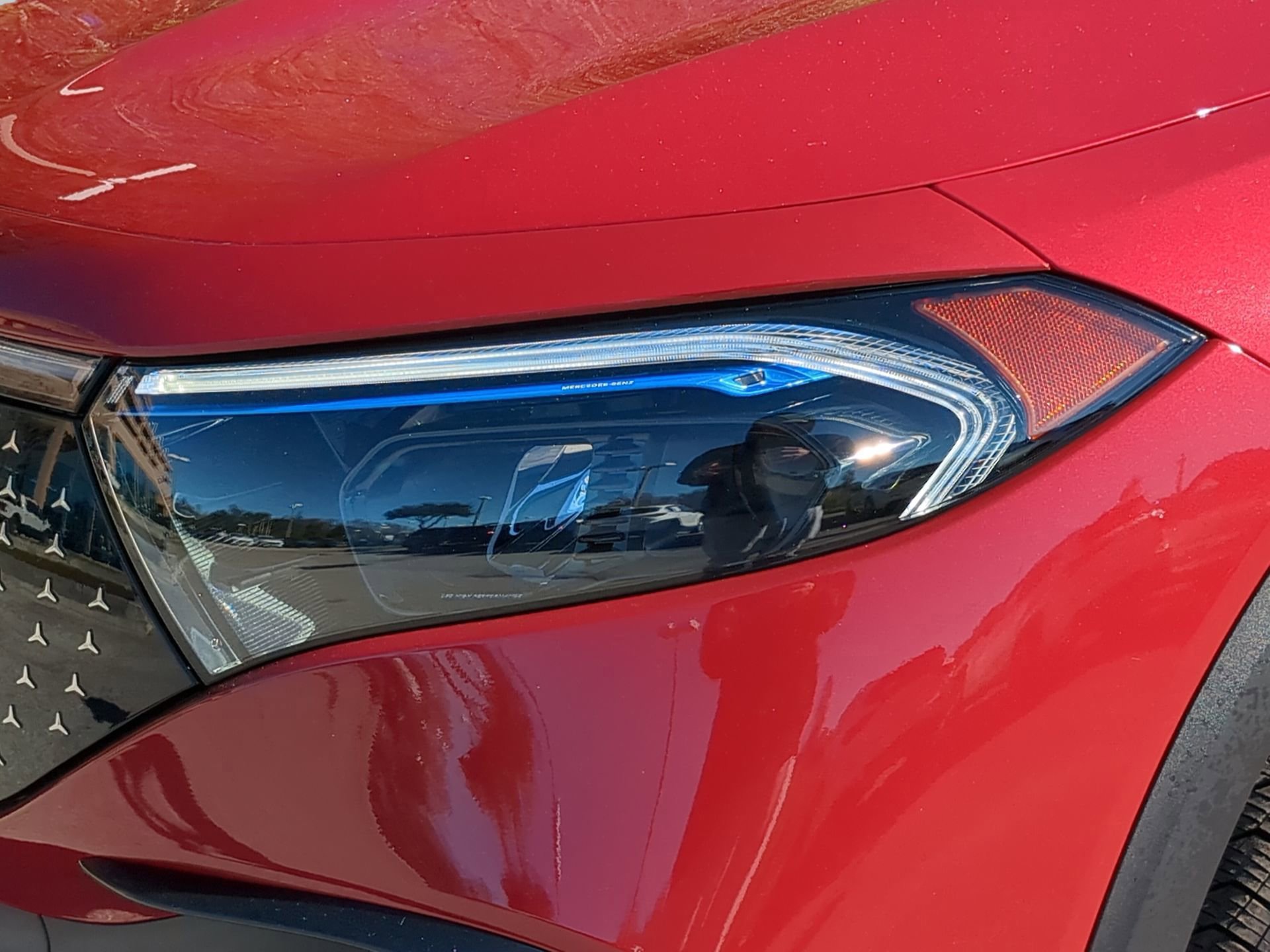 Used 2024 Mercedes-Benz EQB 300 4MATIC image 36