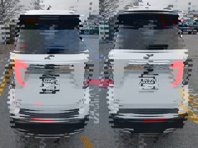 Certified 2021 Ford Explorer XLT w/ Equipment Group 202A image 7