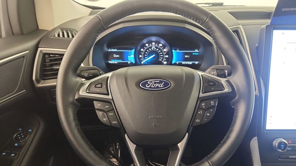 Certified 2024 Ford Edge SEL w/ Convenience Package AWD/4WD image 12