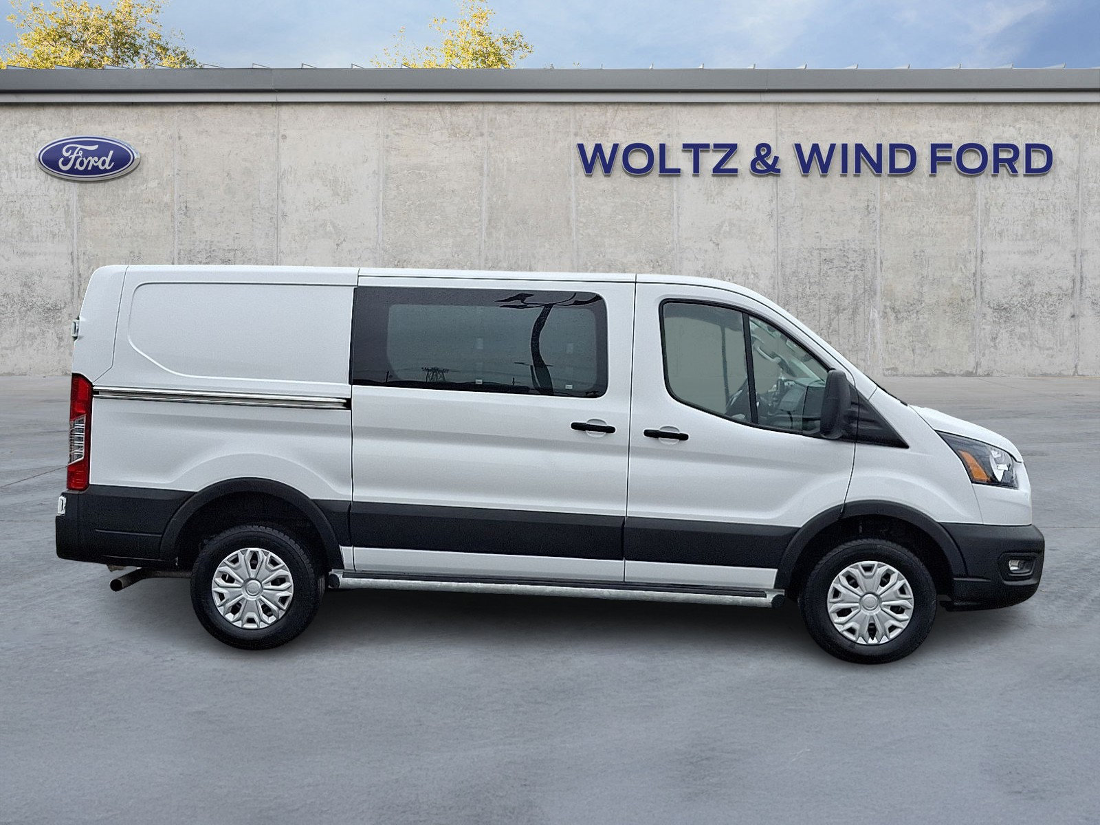 Certified 2025 Ford Transit 250 Low Roof w/ Exterior Upgrade Package RWD image 7
