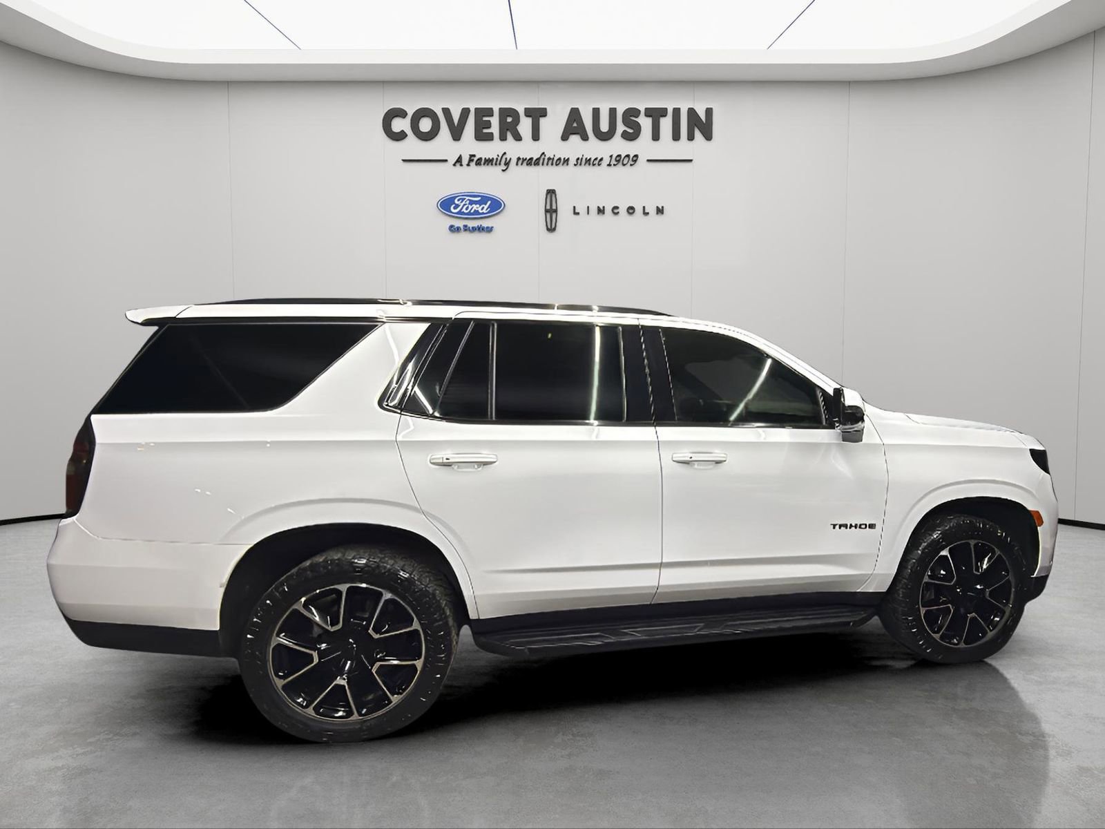 Used 2023 Chevrolet Tahoe RST w/ Luxury Package image 6