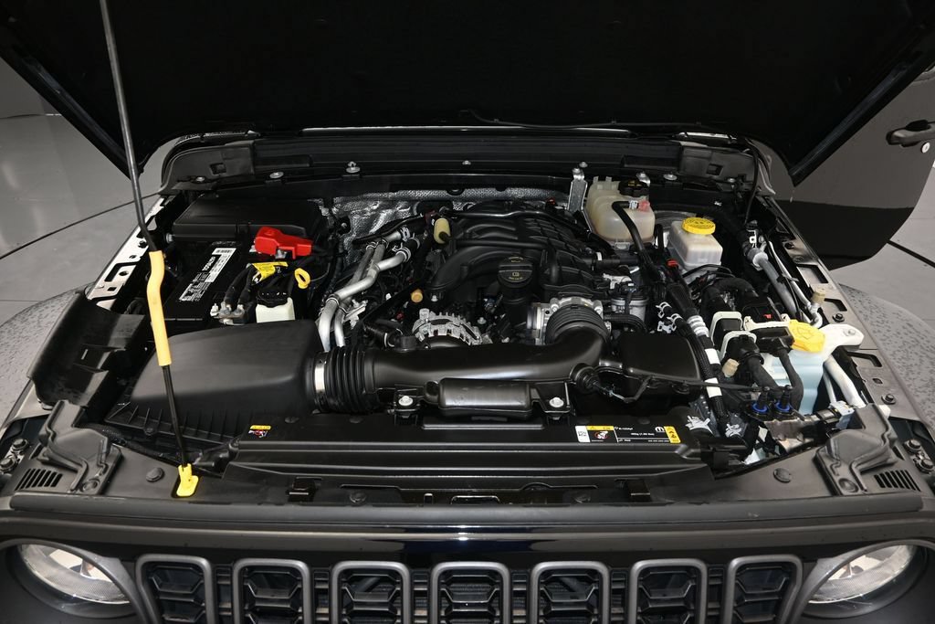 Used 2024 Jeep Wrangler Unlimited Sport AWD/4WD image 16