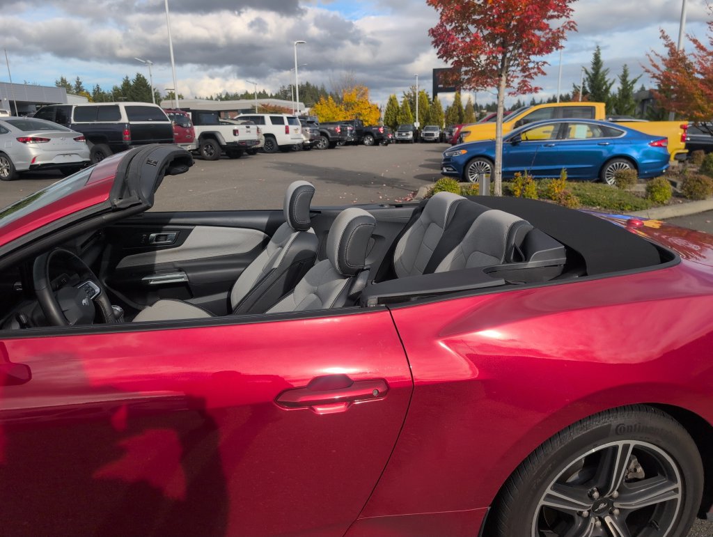 Certified 2024 Ford Mustang Convertible RWD image 28