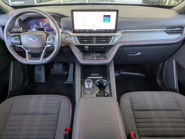 Certified 2025 Ford Explorer ST-Line w/ Premium Package image 13