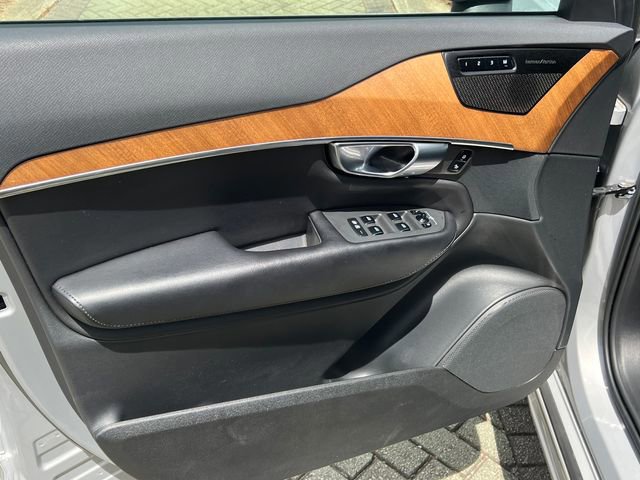 Used 2023 Volvo XC90 B6 Plus w/ Protection Package Premier AWD/4WD image 13