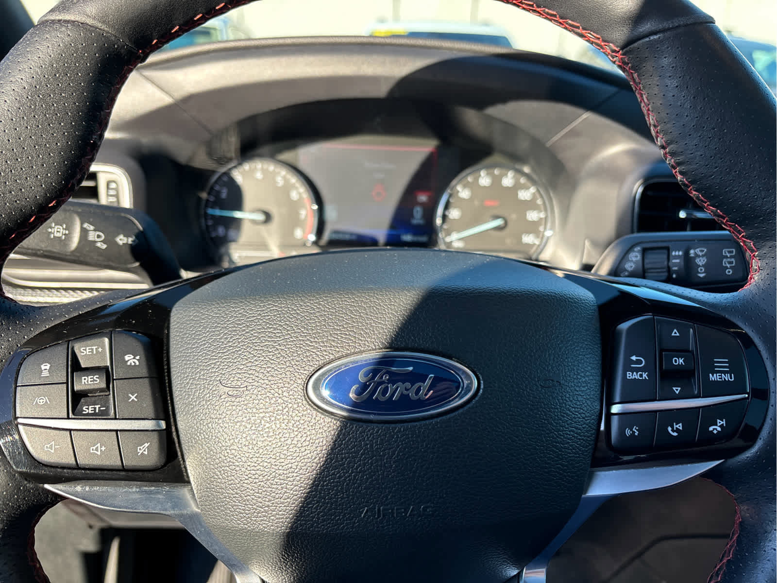 Certified 2023 Ford Explorer ST-Line w/ Class IV Trailer Tow Package image 19