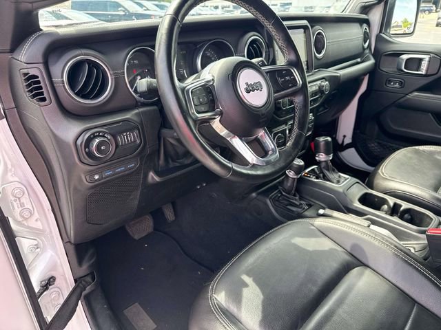 Used 2022 Jeep Wrangler Unlimited Sahara w/ Cold Weather Group AWD/4WD image 17