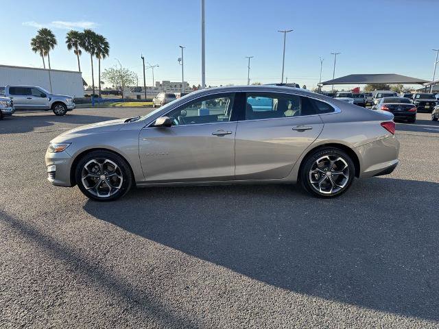 Used 2024 Chevrolet Malibu LT image 2