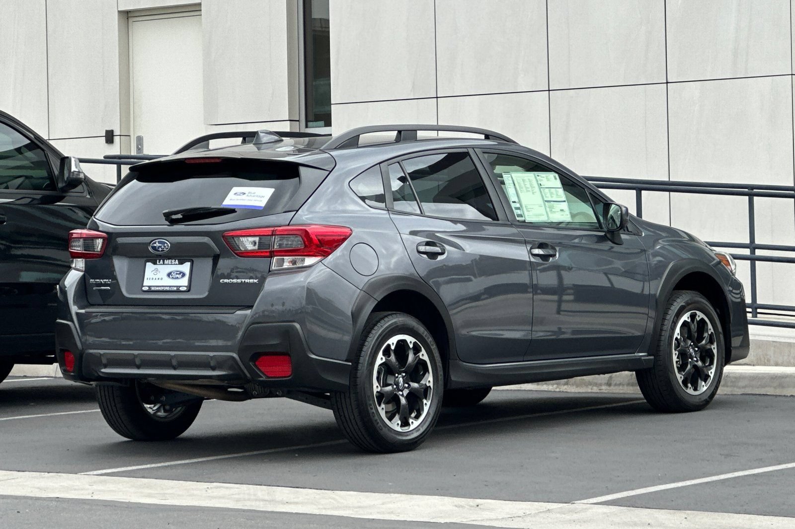 Used 2023 Subaru Crosstrek 2.0i Premium AWD/4WD image 3