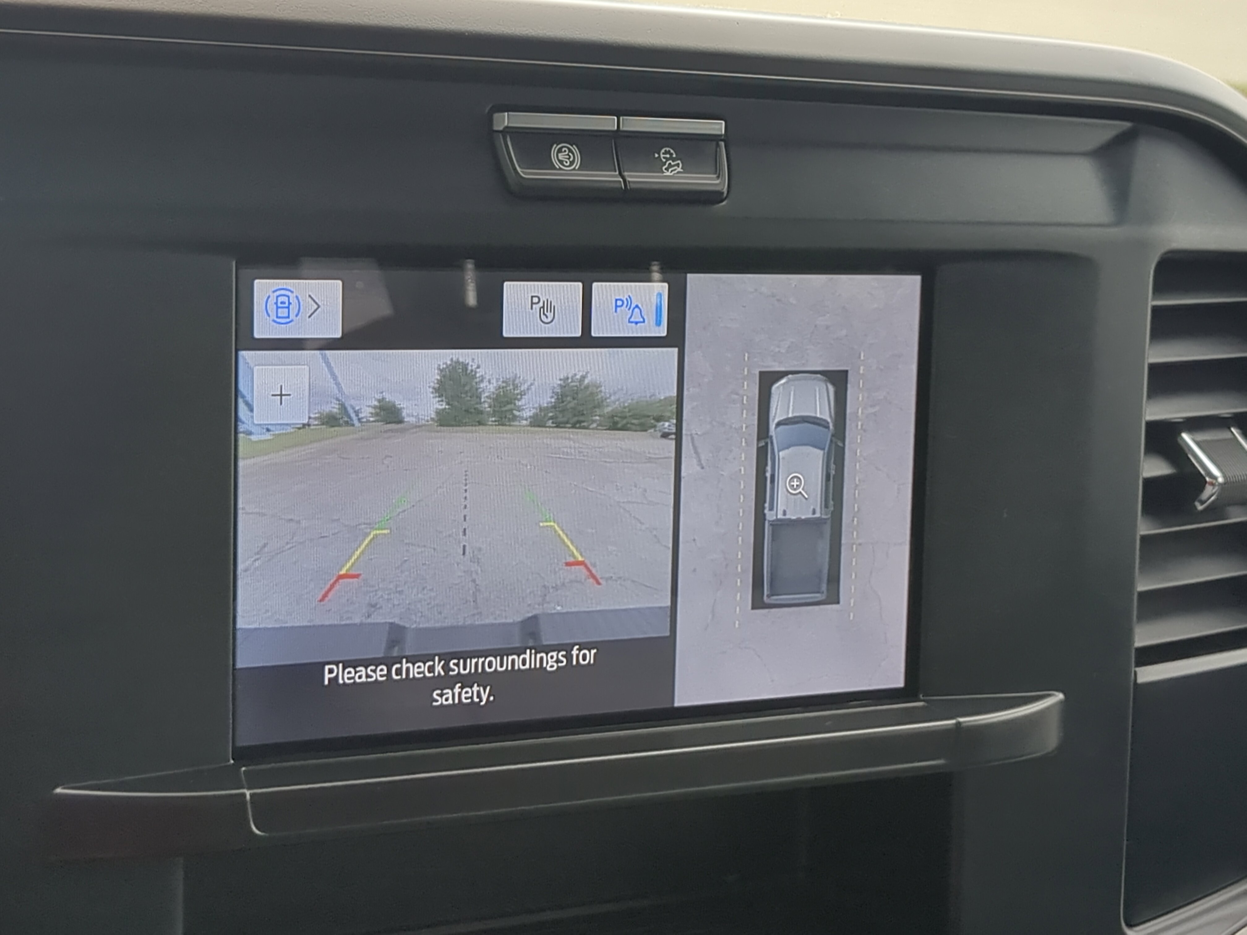 Certified 2025 Ford F350 XL w/ 360-Degree Camera Package AWD/4WD image 18