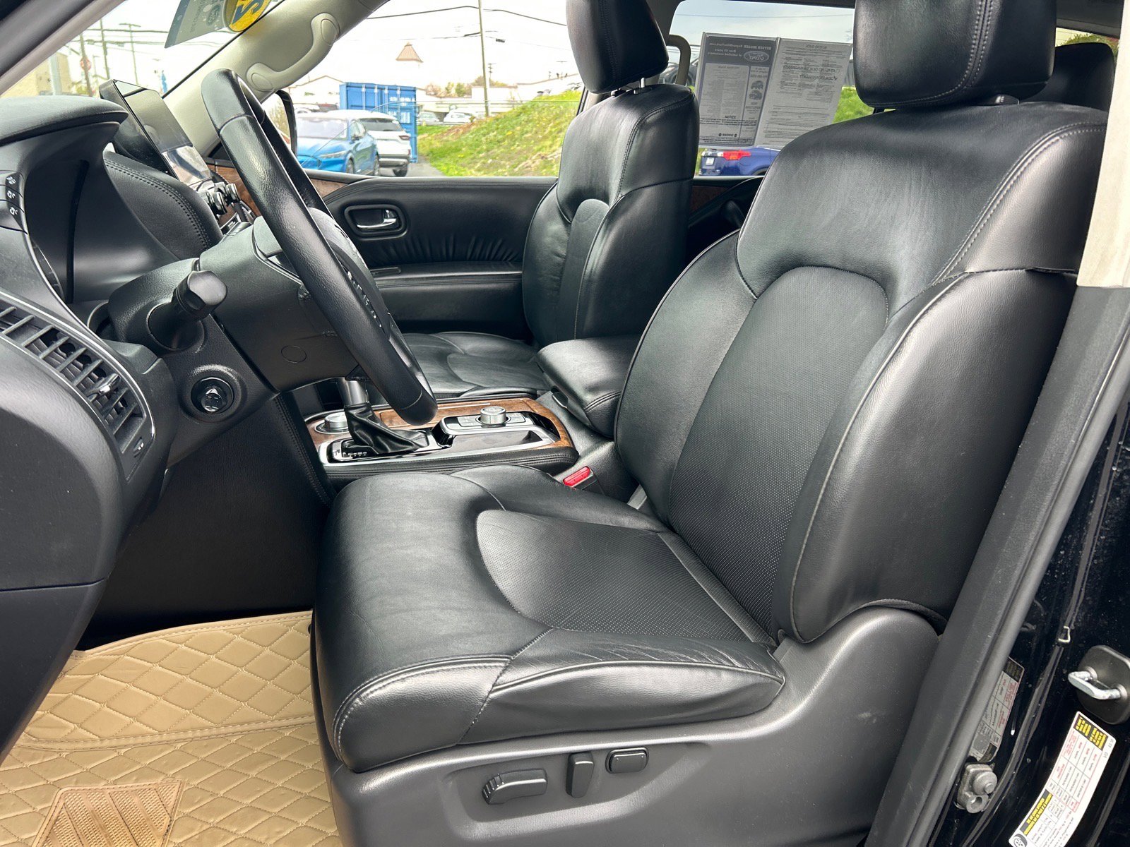 Used 2022 Nissan Armada SL image 8