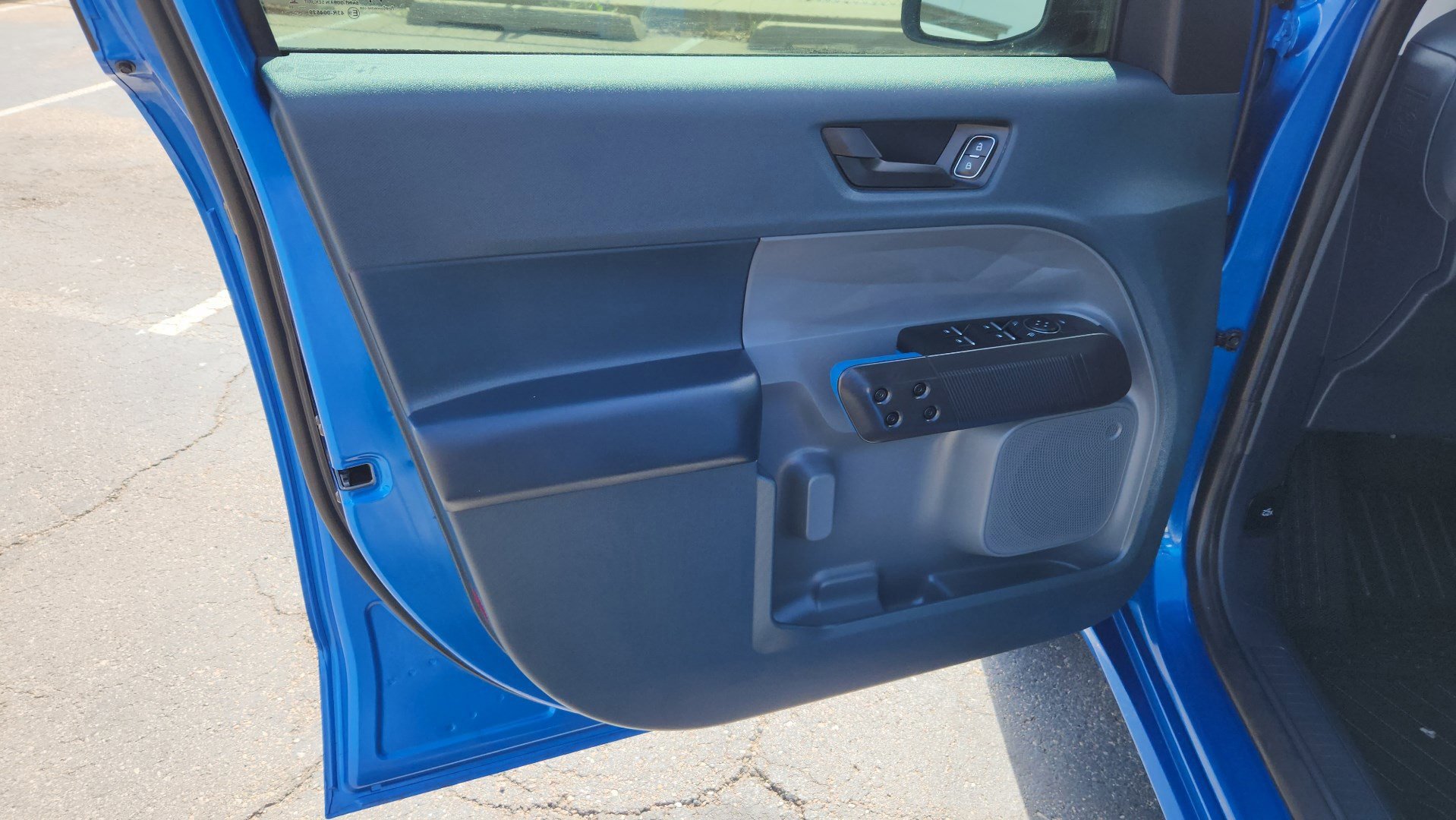 Certified 2025 Ford Maverick Lobo image 23