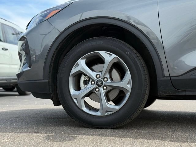 Certified 2025 Ford Escape ST-Line AWD/4WD image 38