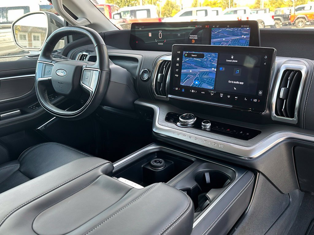 Certified 2025 Ford Expedition Platinum AWD/4WD image 18