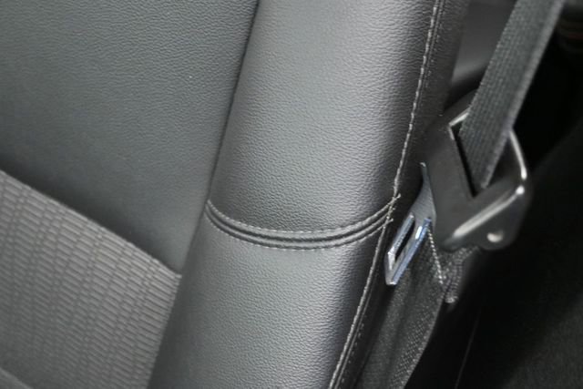 Used 2019 Chevrolet Impala LT w/ LT Convenience Package FWD image 13