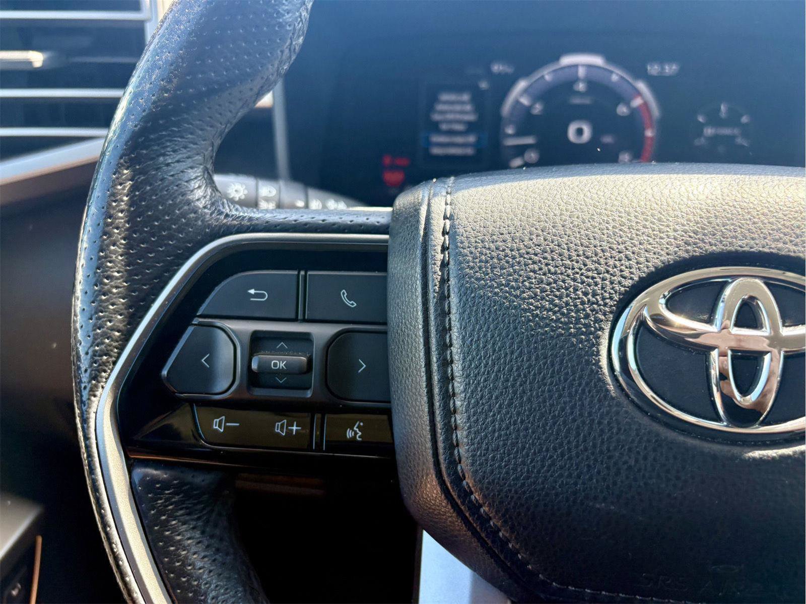 Used 2024 Toyota Tundra Limited w/ Power Package AWD/4WD image 21