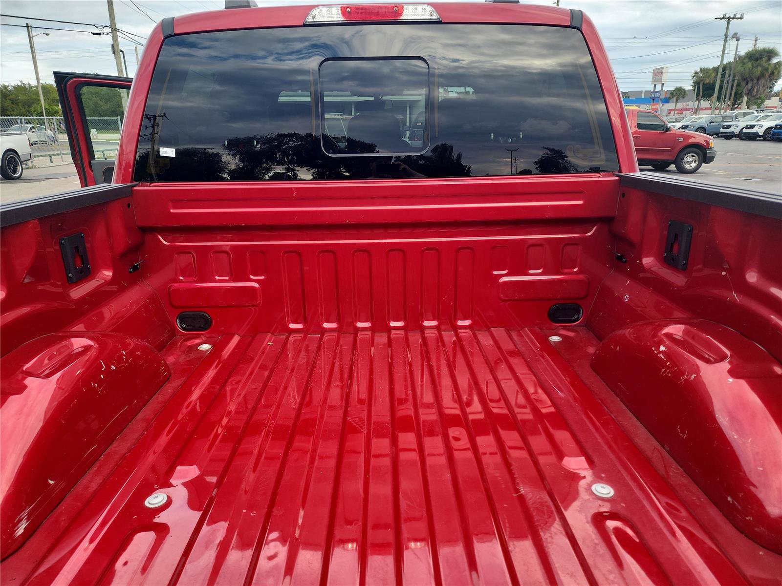 Certified 2022 Ford F150 Platinum w/ Max Trailer Tow Package image 24