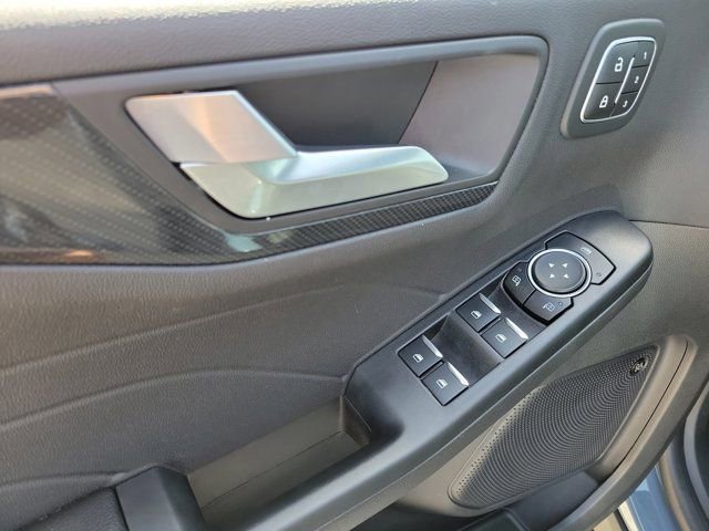 Certified 2023 Ford Escape ST-Line Elite w/ Premium Technology Package image 22